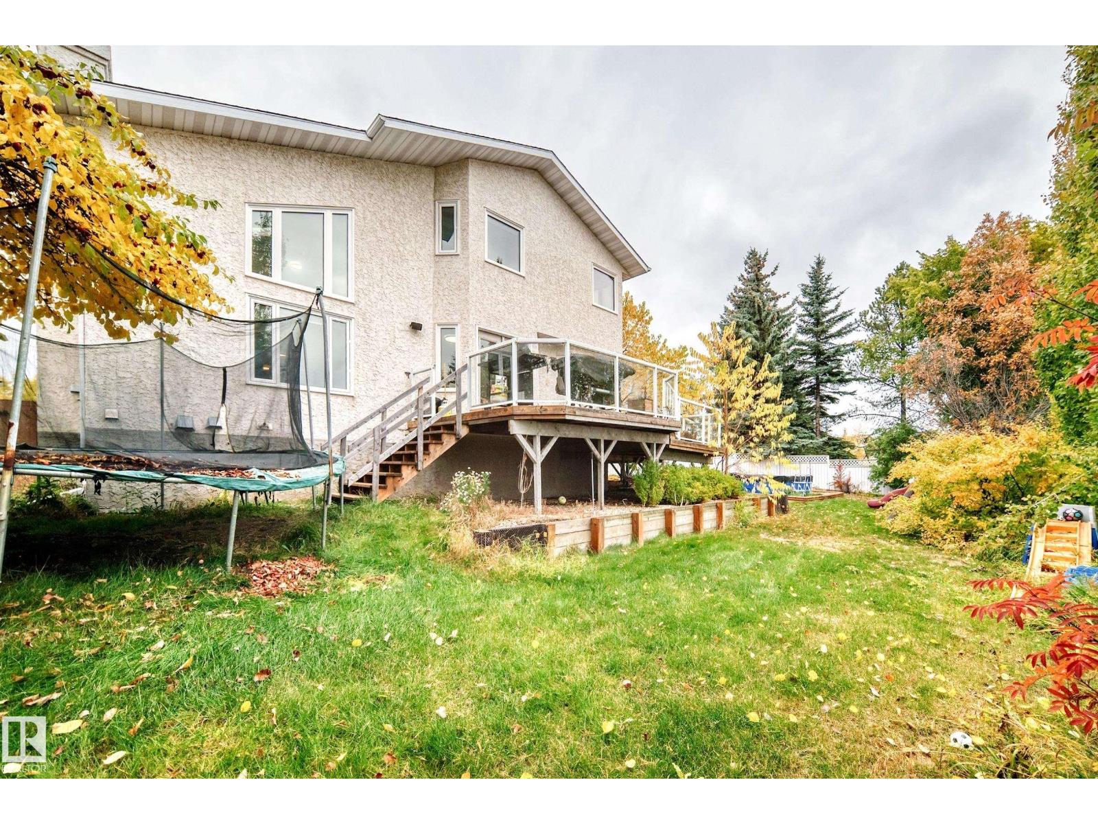 88 HIGHLAND WY