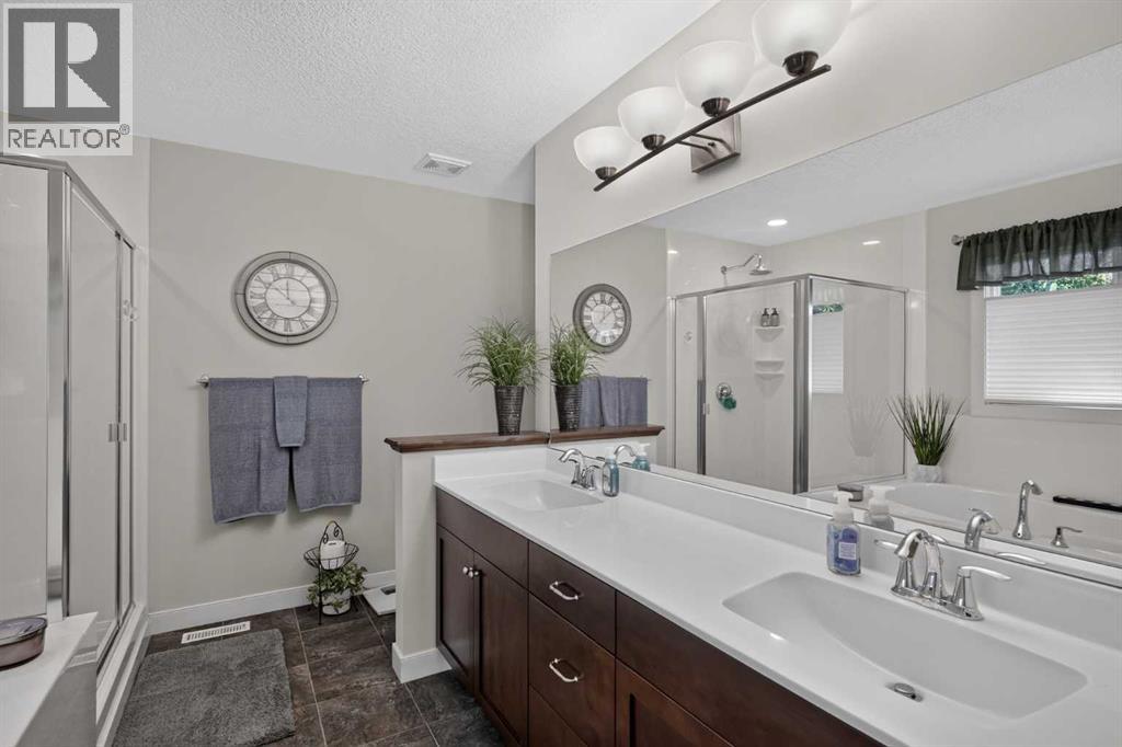 12 Crestridge Rise Sw, Calgary, Alberta T3B 0M1 - Photo 26 - A2349147