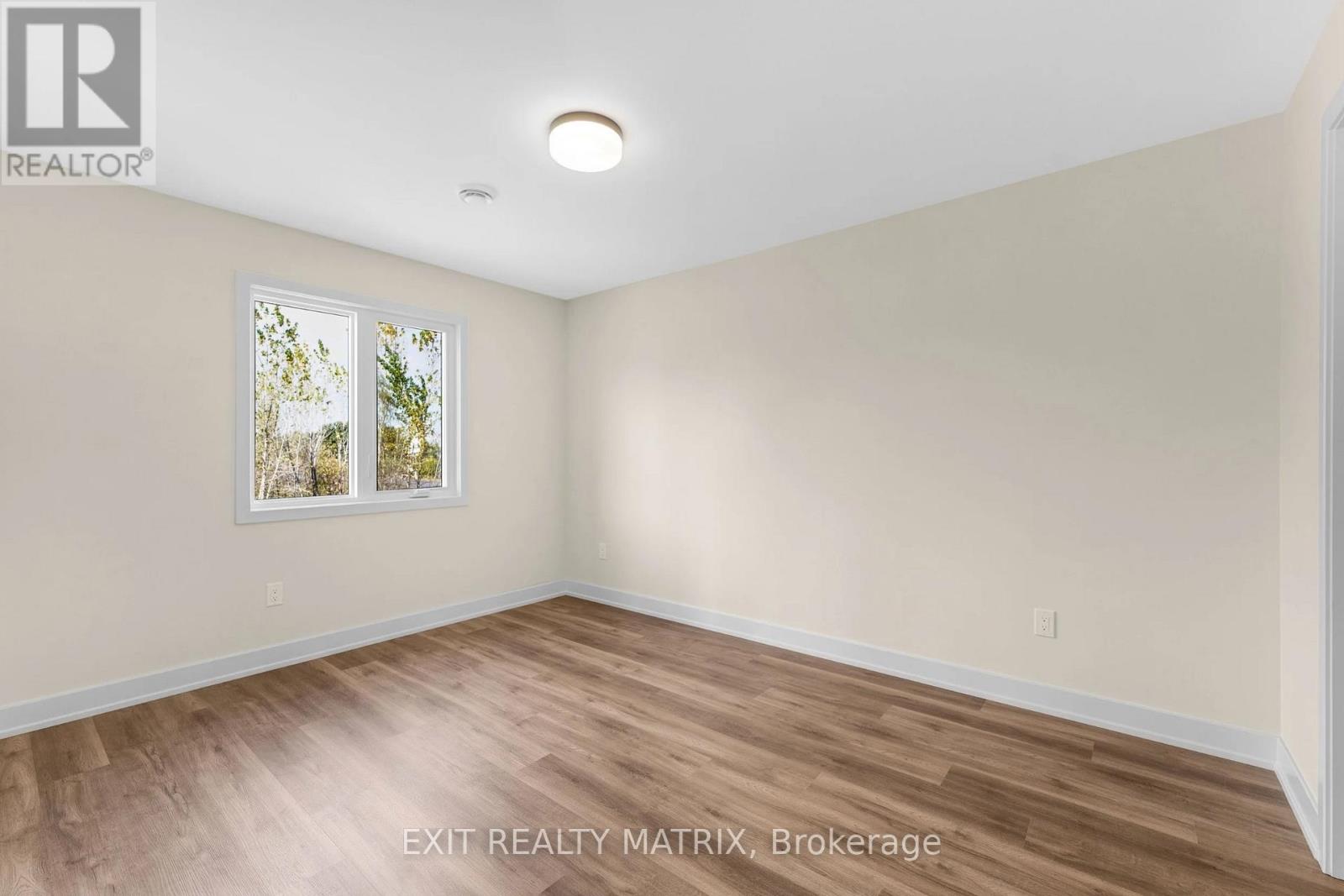 107 - 333 Belfort Street, Russell, Ontario  K0A 1W0 - Photo 5 - X14088884