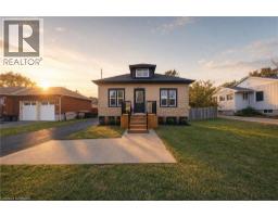 24 PARK Road N, Brantford, Ontario