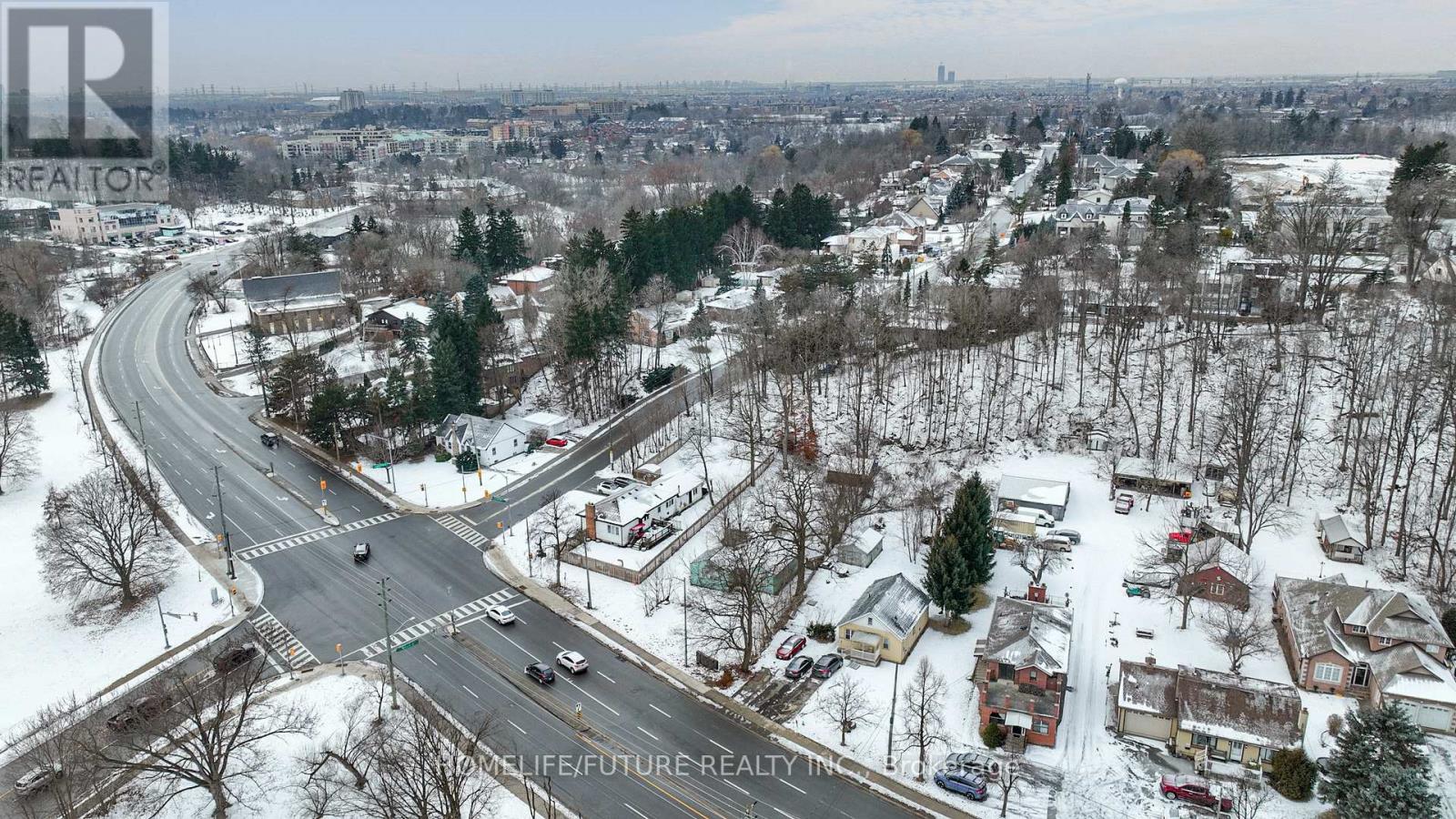 8204 Islington Avenue, Vaughan, Ontario  L4L 1W8 - Photo 25 - N12976592