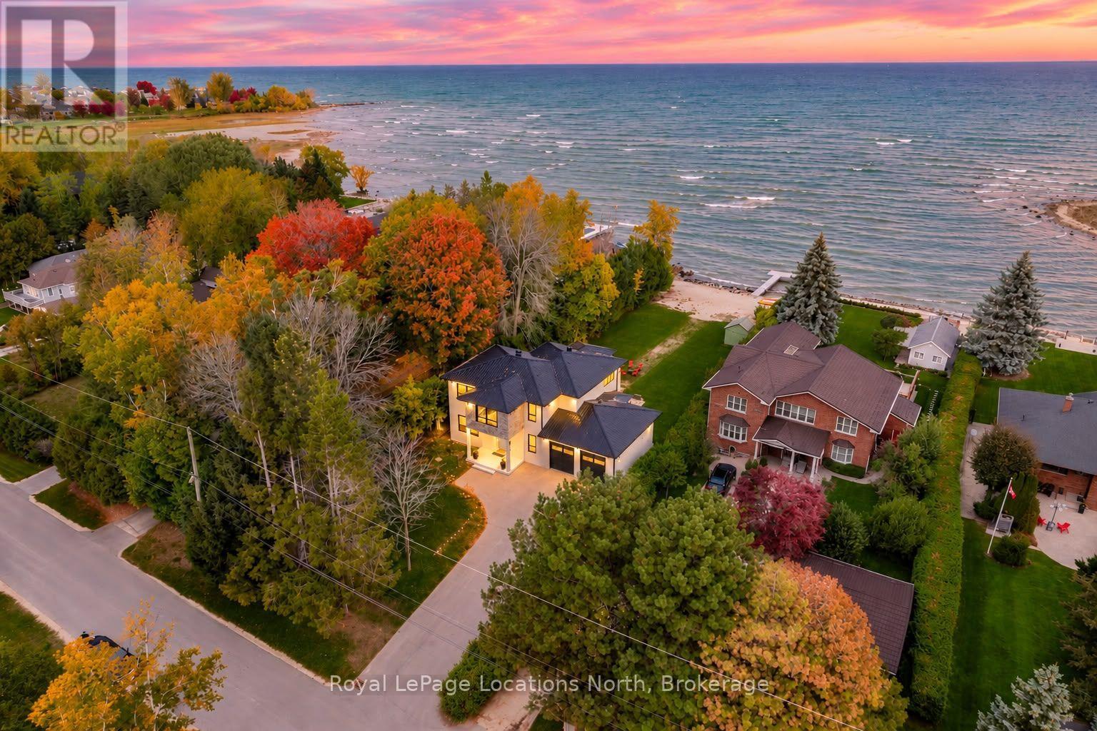11 Georgian Manor Drive, Collingwood, Ontario  L9Y 5P2 - Photo 2 - S14088822