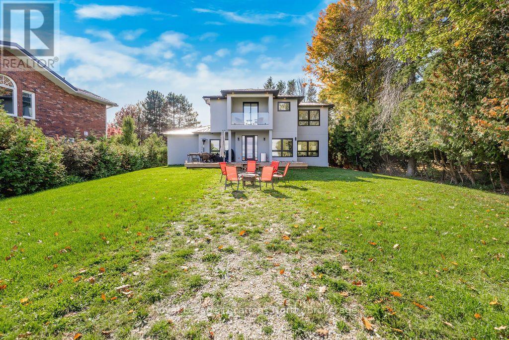 11 Georgian Manor Drive, Collingwood, Ontario  L9Y 5P2 - Photo 47 - S14088822