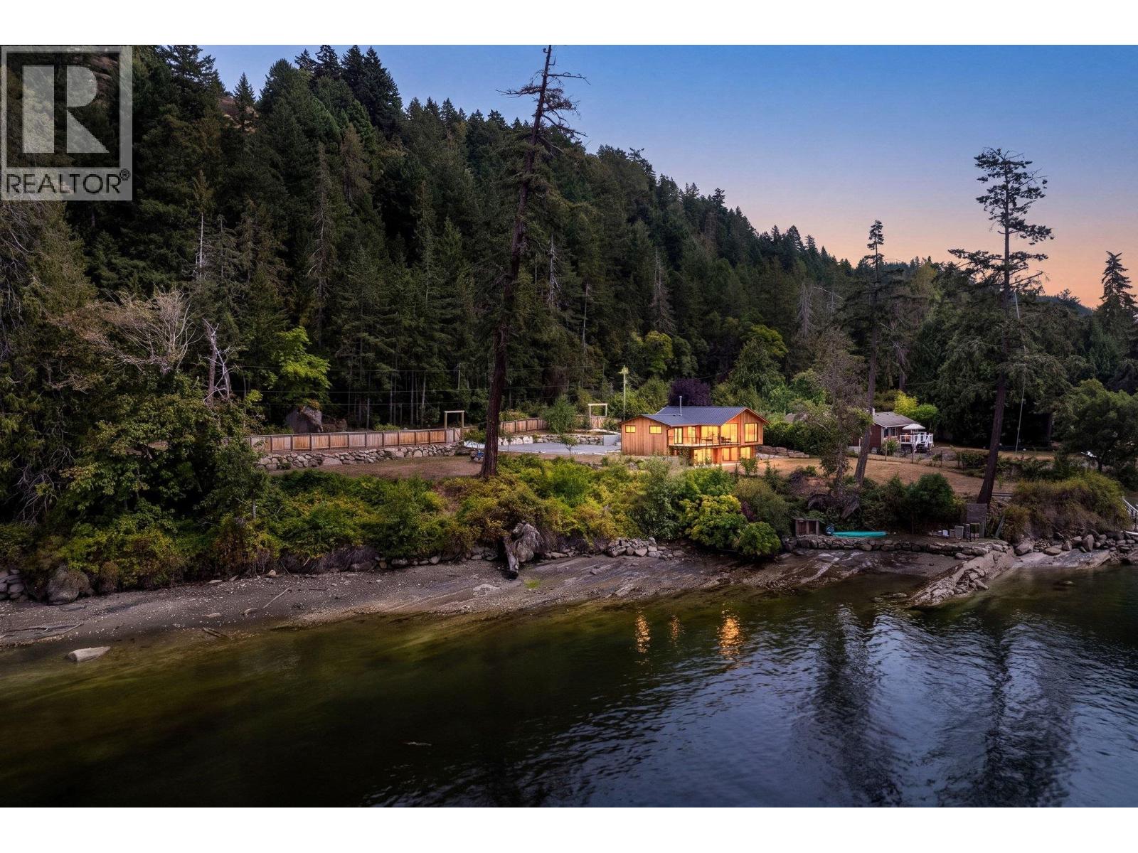 479 Montague Park Road, Galiano Island, British Columbia  V0N 1P0 - Photo 4 - R3176183