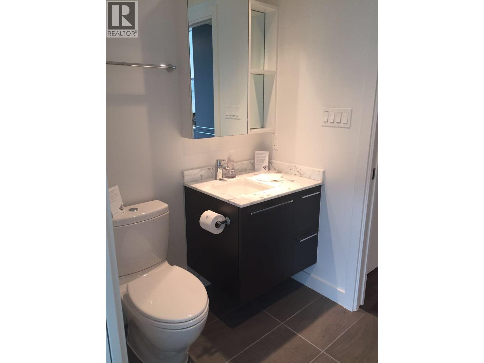2501 8131 Nunavut Lane, Vancouver, British Columbia  V5X 0E2 - Photo 4 - R3176171