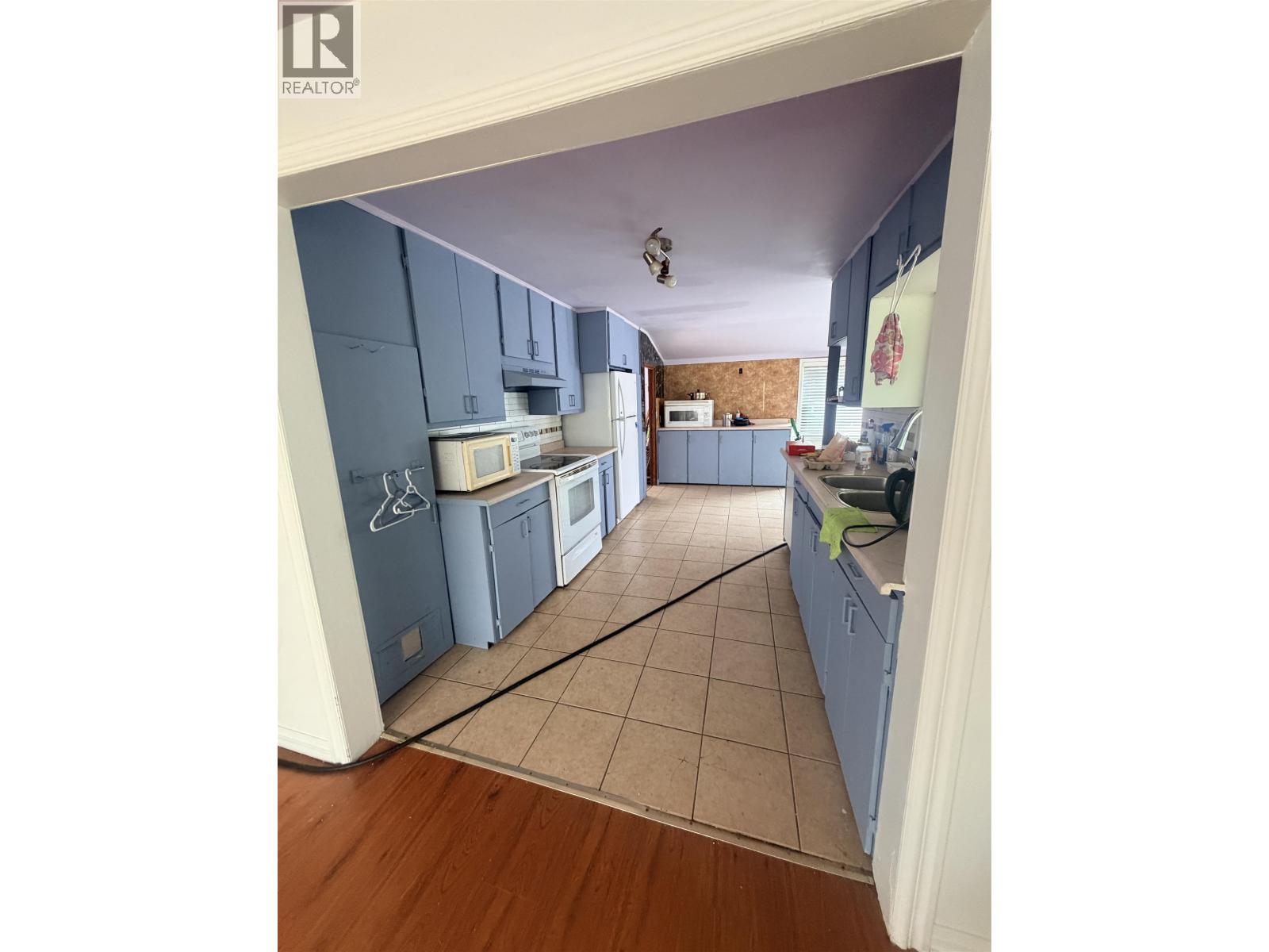 Barnsdale St, Maple Ridge, British Columbia  V2X 6N5 - Photo 5 - R3176181