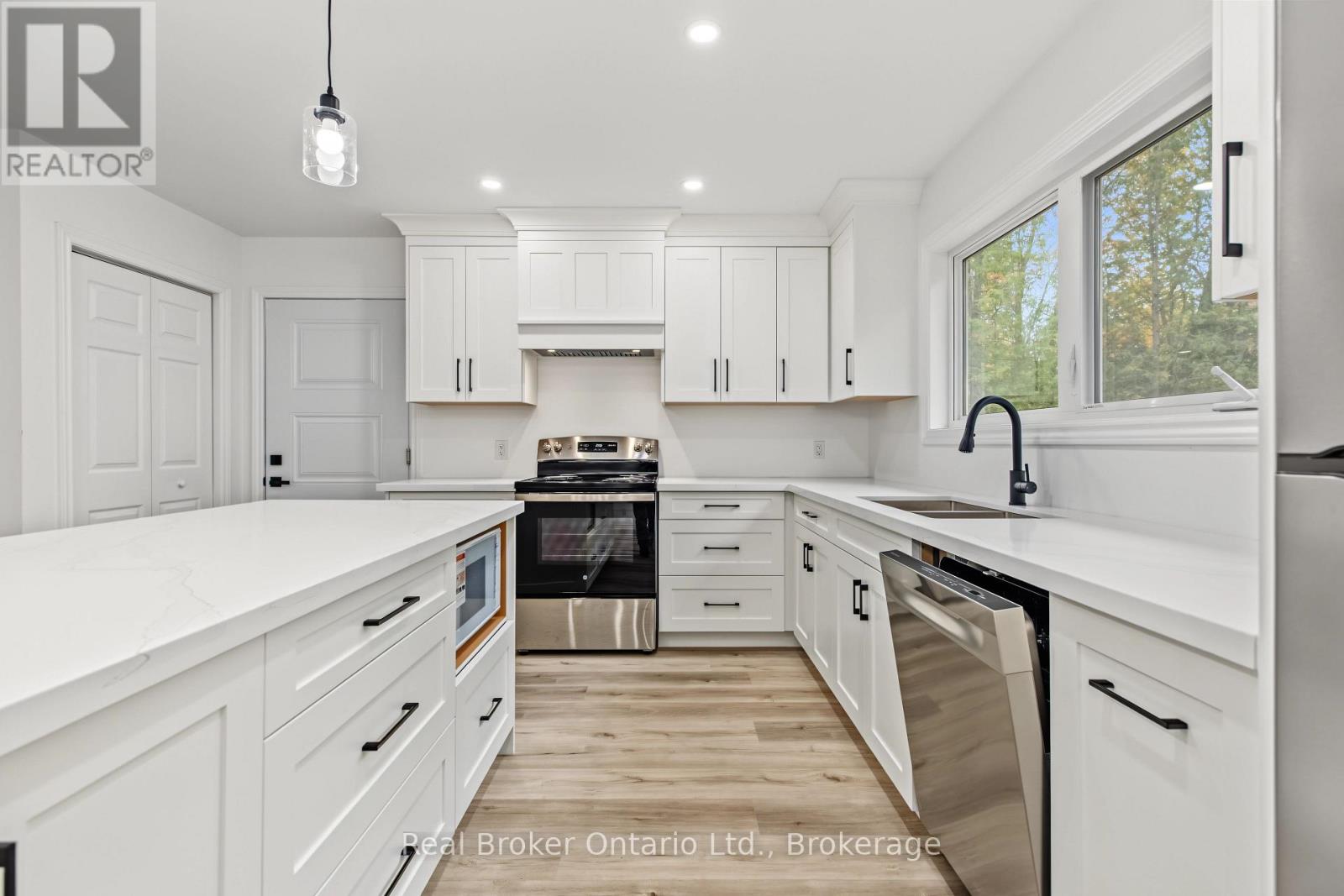 155 Canrobert Street, Grey Highlands, Ontario  N0C 1E0 - Photo 19 - X14088870