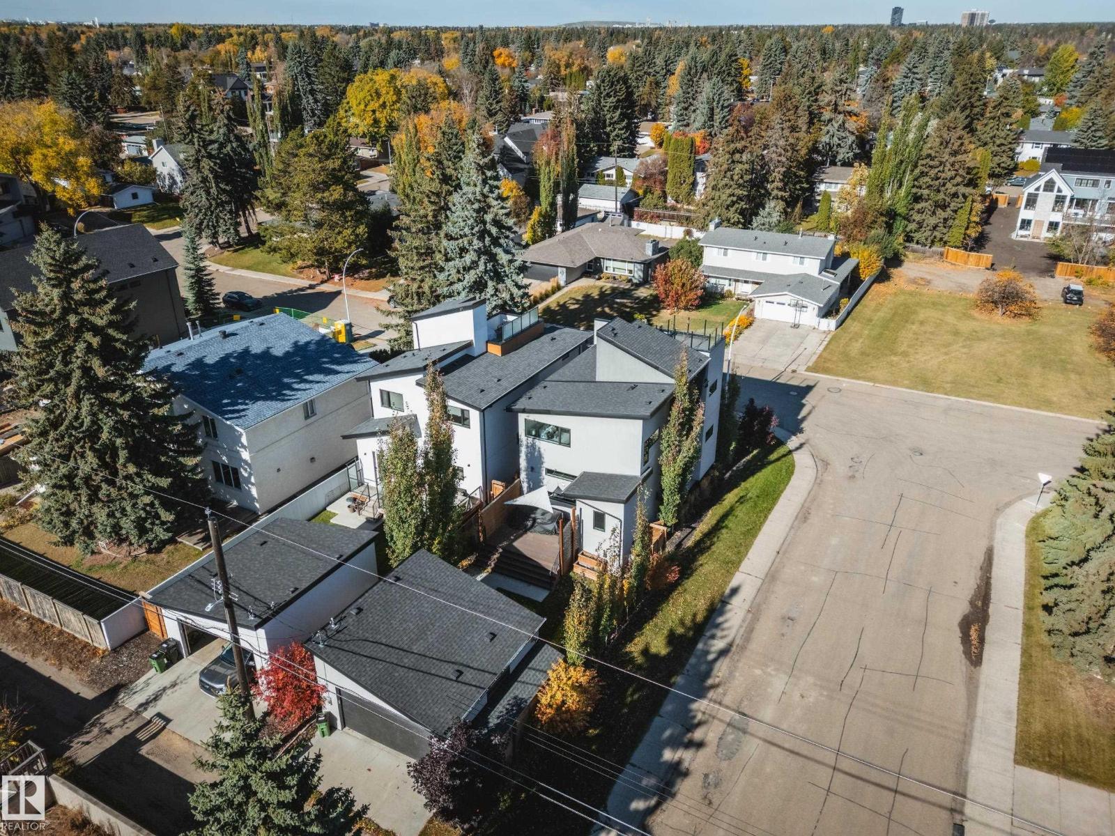 44B VALLEYVIEW CR NW