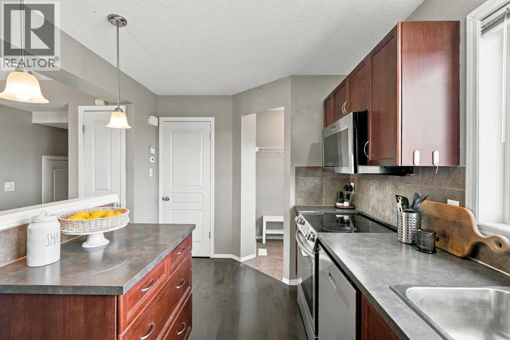 144 Elgin Meadows View SE, Calgary, Alberta  T2Z 0G1 - Photo 19 - A2351566
