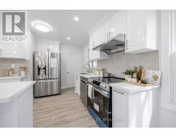 225 ESSEX AVENUE, Richmond Hill, Ontario