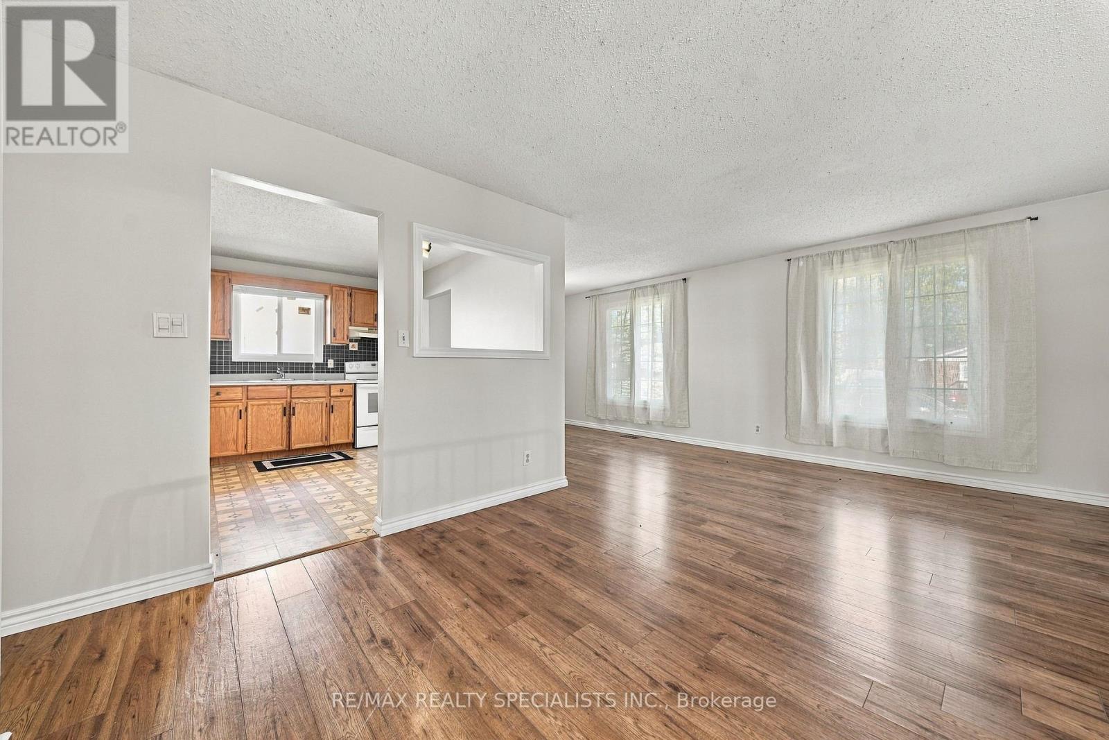 5 Van Alstine Drive, Quinte West, Ontario  K8V 6K4 - Photo 8 - X14086076