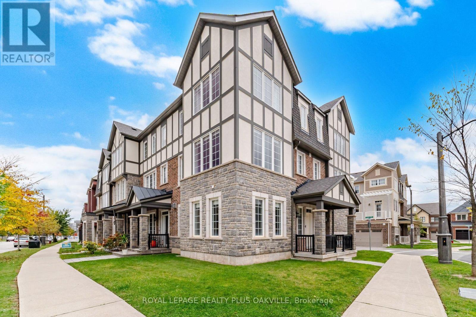 3445 George Savage Avenue, Oakville, Ontario  L6M 1R6 - Photo 1 - W14088770