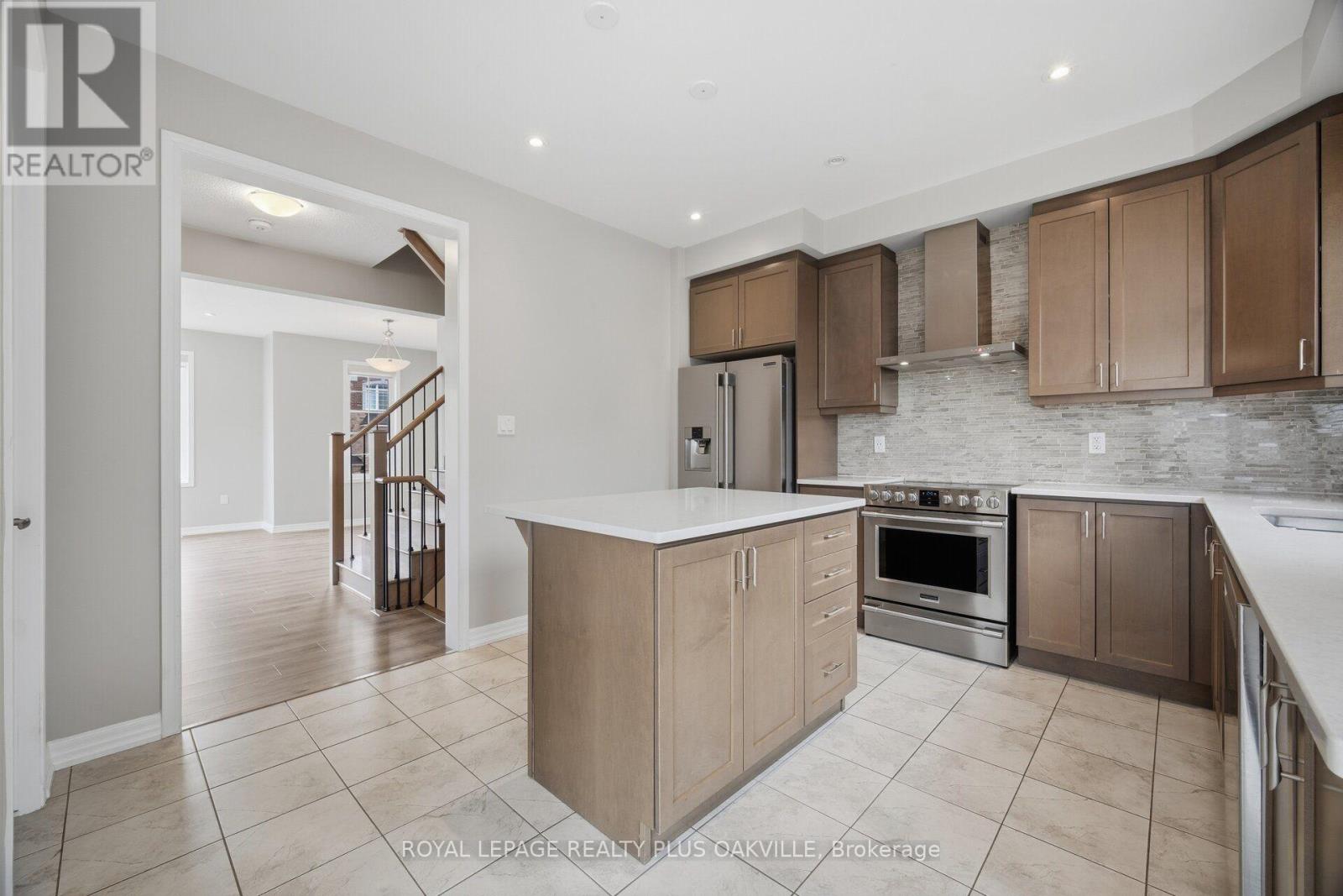 3445 George Savage Avenue, Oakville, Ontario  L6M 1R6 - Photo 10 - W14088770