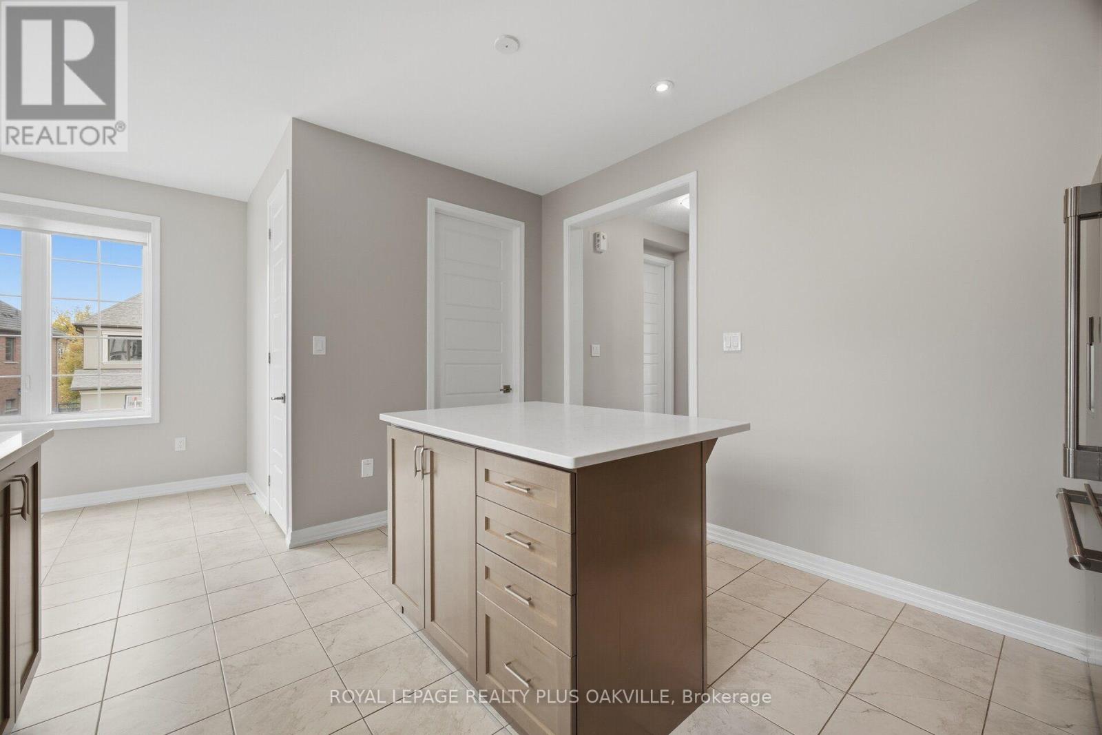 3445 George Savage Avenue, Oakville, Ontario  L6M 1R6 - Photo 14 - W14088770