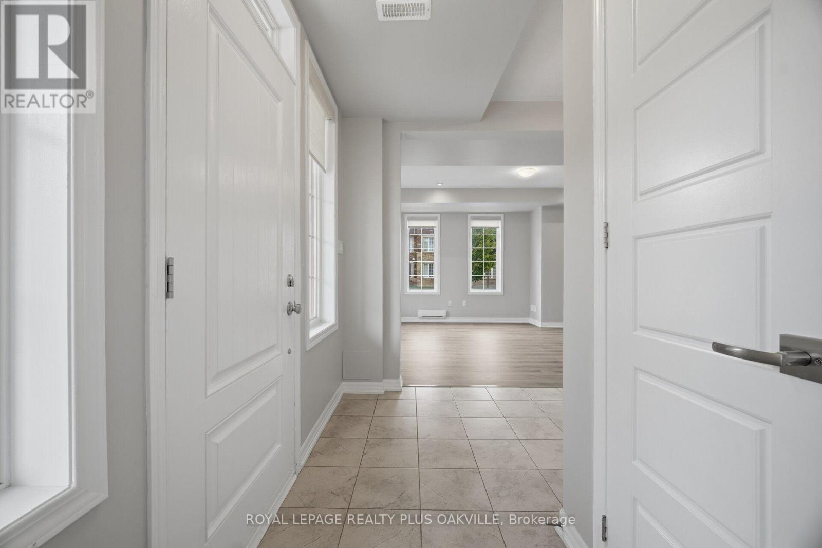 3445 George Savage Avenue, Oakville, Ontario  L6M 1R6 - Photo 6 - W14088770