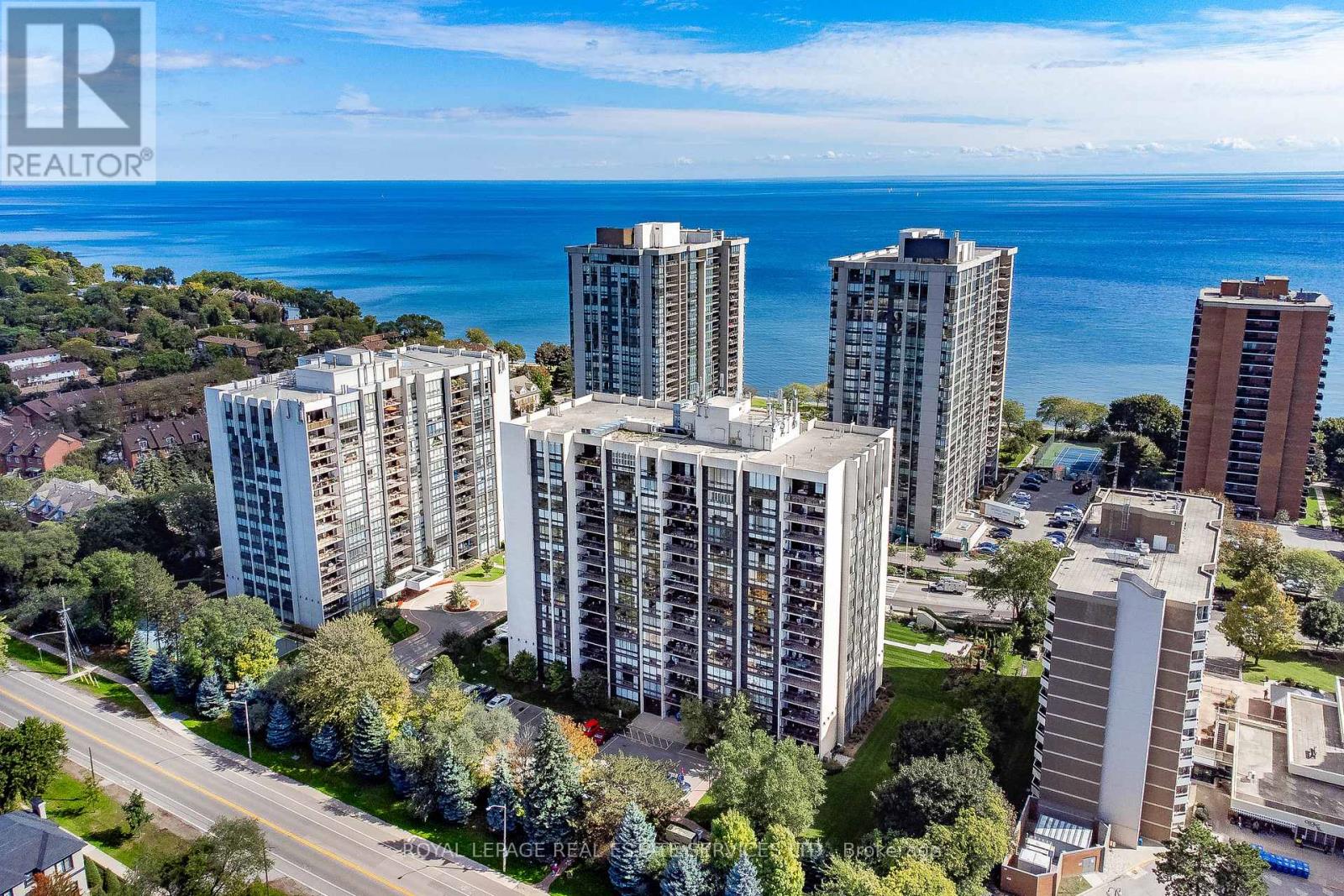 1001 - 2185 Marine Drive, Oakville, Ontario  L6L 5L6 - Photo 1 - W14088804