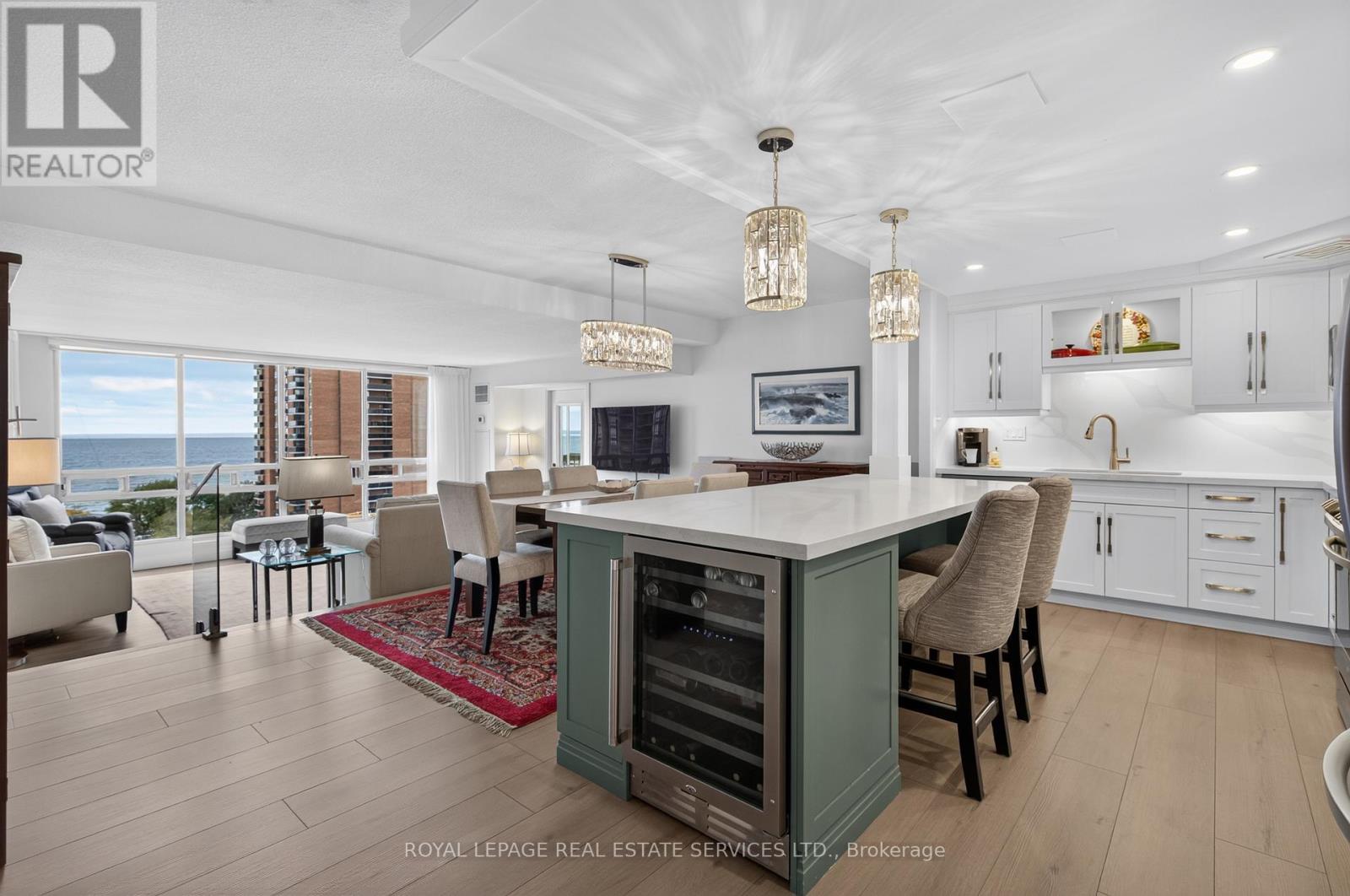 1001 - 2185 Marine Drive, Oakville, Ontario  L6L 5L6 - Photo 8 - W14088804