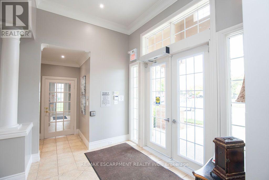 207 - 1480 Bishops Gate, Oakville, Ontario  L6M 4N4 - Photo 24 - W14088808