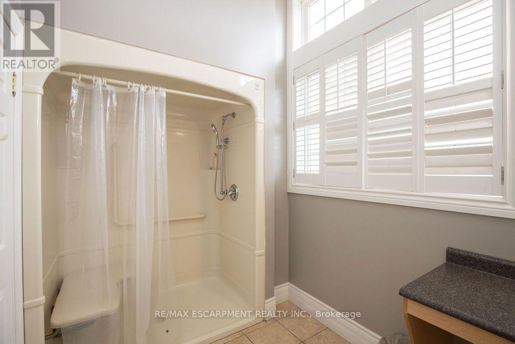 207 - 1480 Bishops Gate, Oakville, Ontario  L6M 4N4 - Photo 37 - W14088808