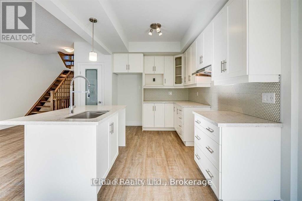 13 Southam Lane, Hamilton, Ontario  L9C 0E7 - Photo 8 - X14088718