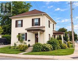 16 ALMA STREET N, Haldimand, Ontario