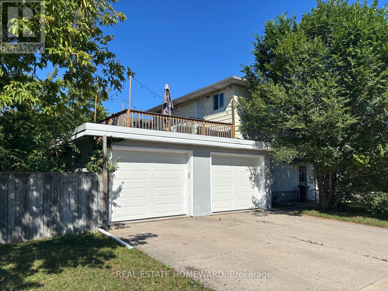 228 East 25th Street, Hamilton, Ontario  L8V 3A5 - Photo 1 - X14088818