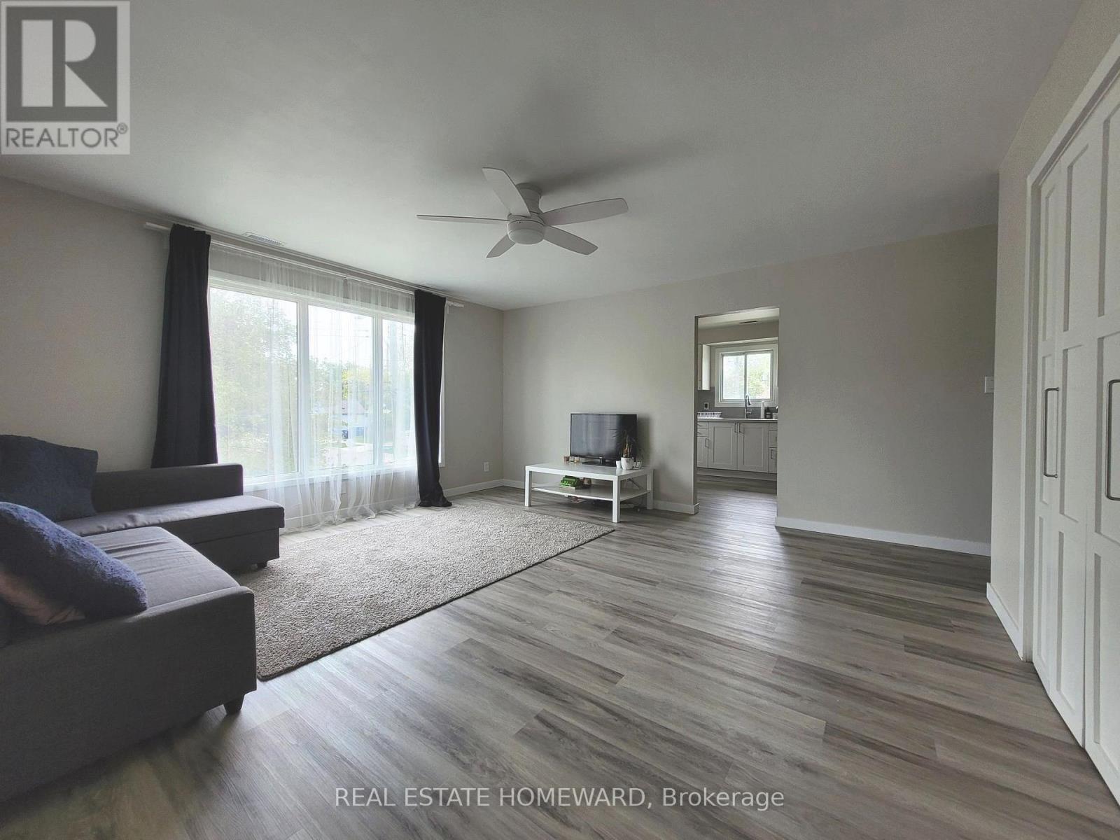 228 East 25th Street, Hamilton, Ontario  L8V 3A5 - Photo 6 - X14088818