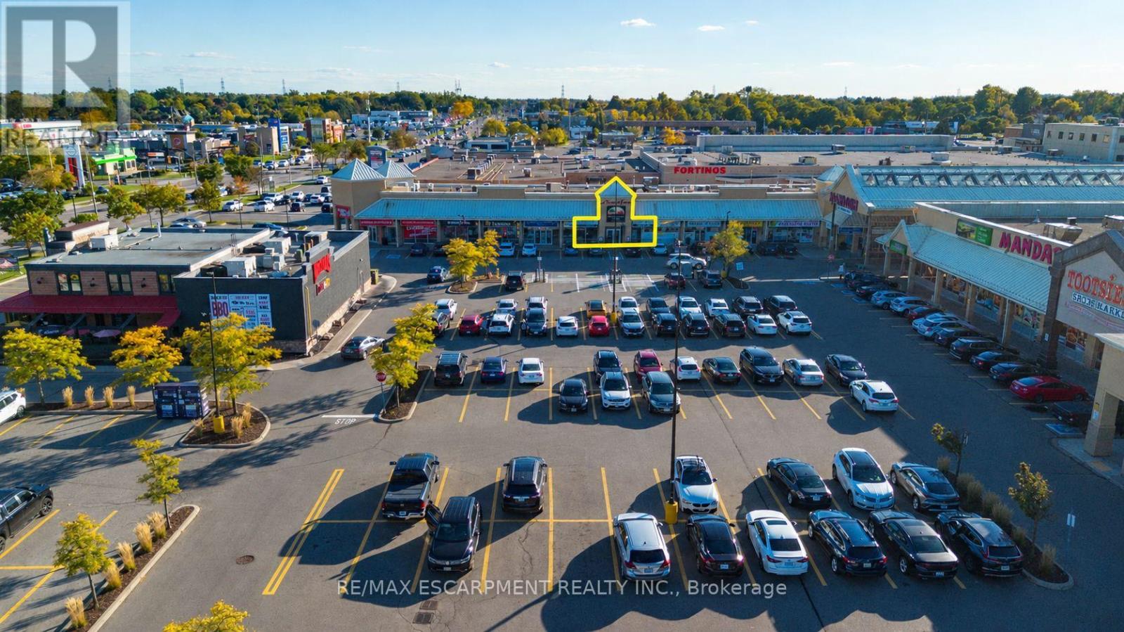 1508 UPPER JAMES STREET, Hamilton, Ontario