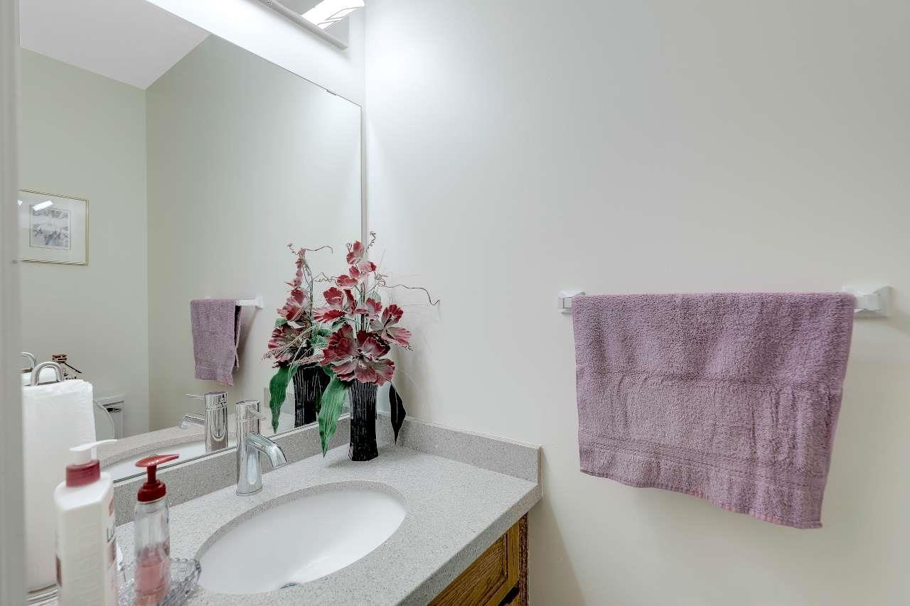 9433 164 Street, Surrey, British Columbia  V4N 3C8 - Photo 19 - R3175416