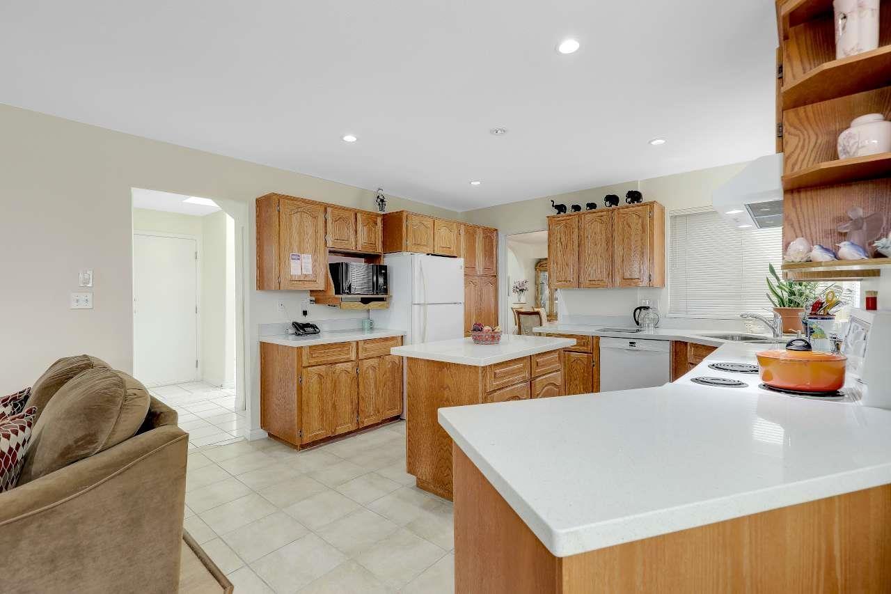 9433 164 Street, Surrey, British Columbia  V4N 3C8 - Photo 11 - R3175416