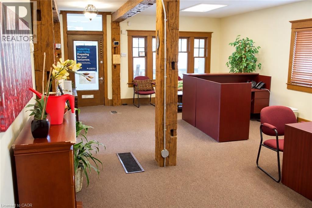 460 Plains Road E, Burlington, Ontario L7T 2E1 - Photo 4 - 40869894