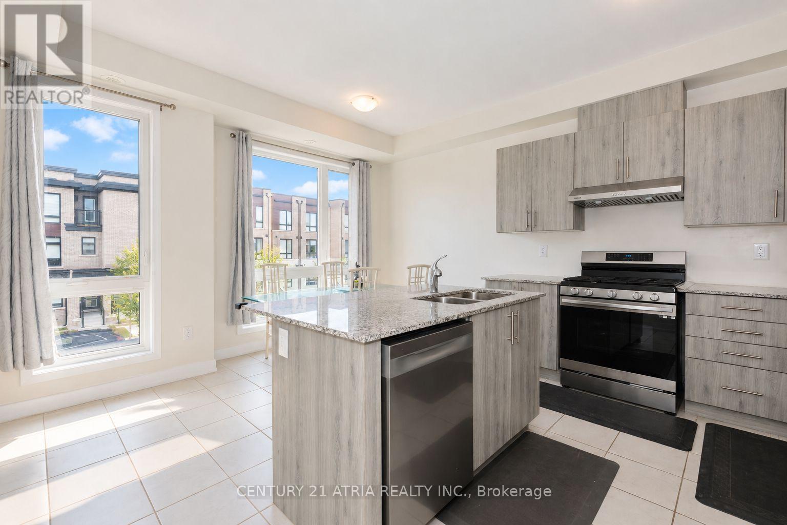 69 Stauffer Crescent, Markham, Ontario  L6B 1R1 - Photo 6 - N14087416
