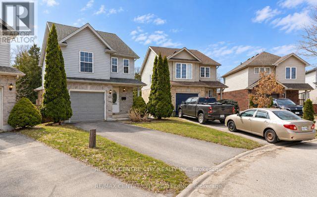 521 BLACKWATER PLACE, London North, Ontario