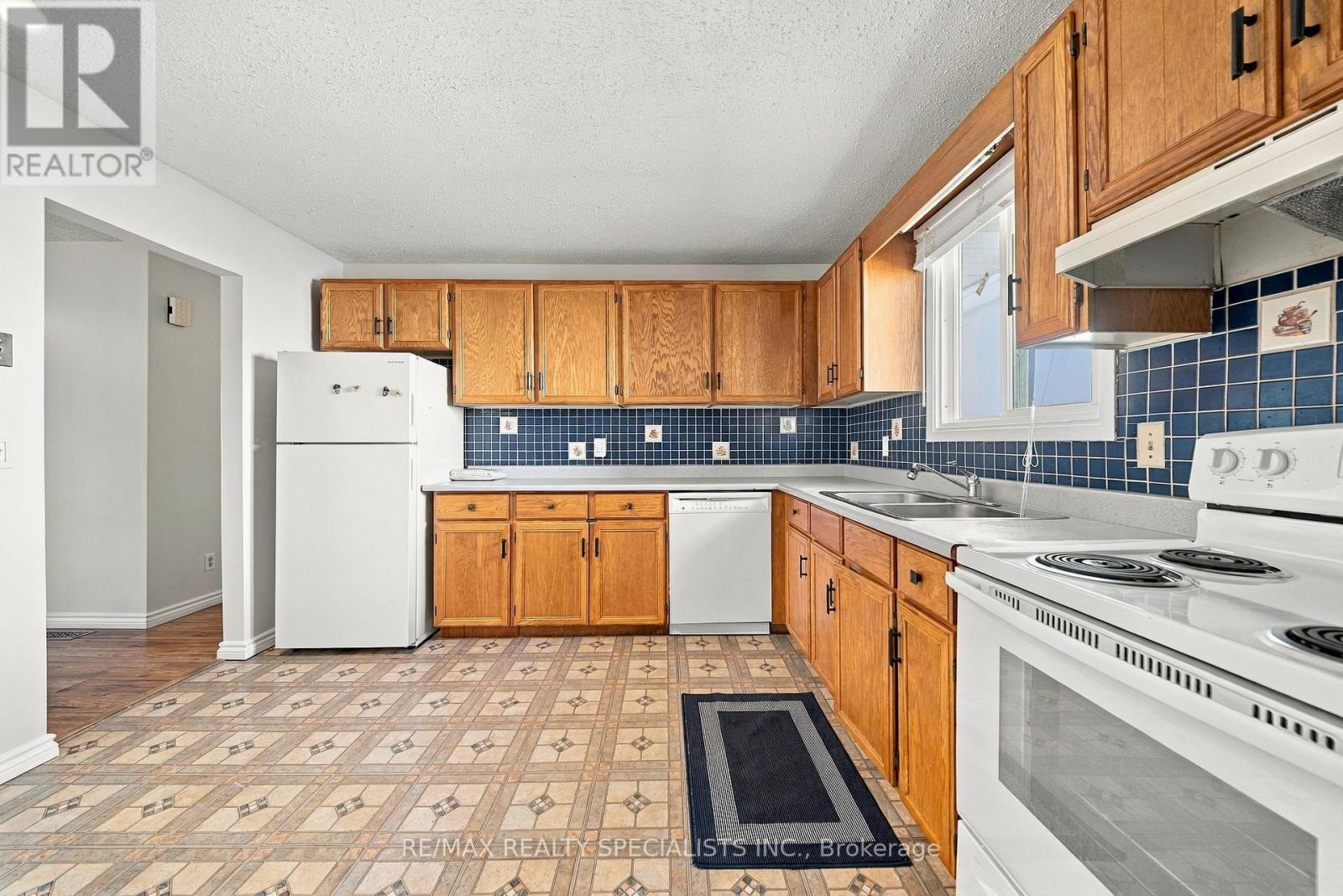 5 Van Alstine Drive, Quinte West, Ontario  K8V 6K4 - Photo 13 - X14086076