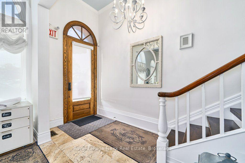 159 Brock Street N, Whitby, Ontario  L1N 4H3 - Photo 3 - E14089146