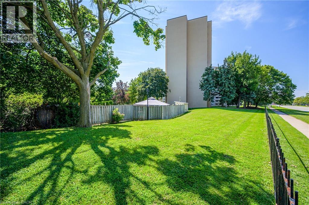 700 Dynes Road Unit# 1210, Burlington, Ontario  L7N 3M2 - Photo 3 - 40861921