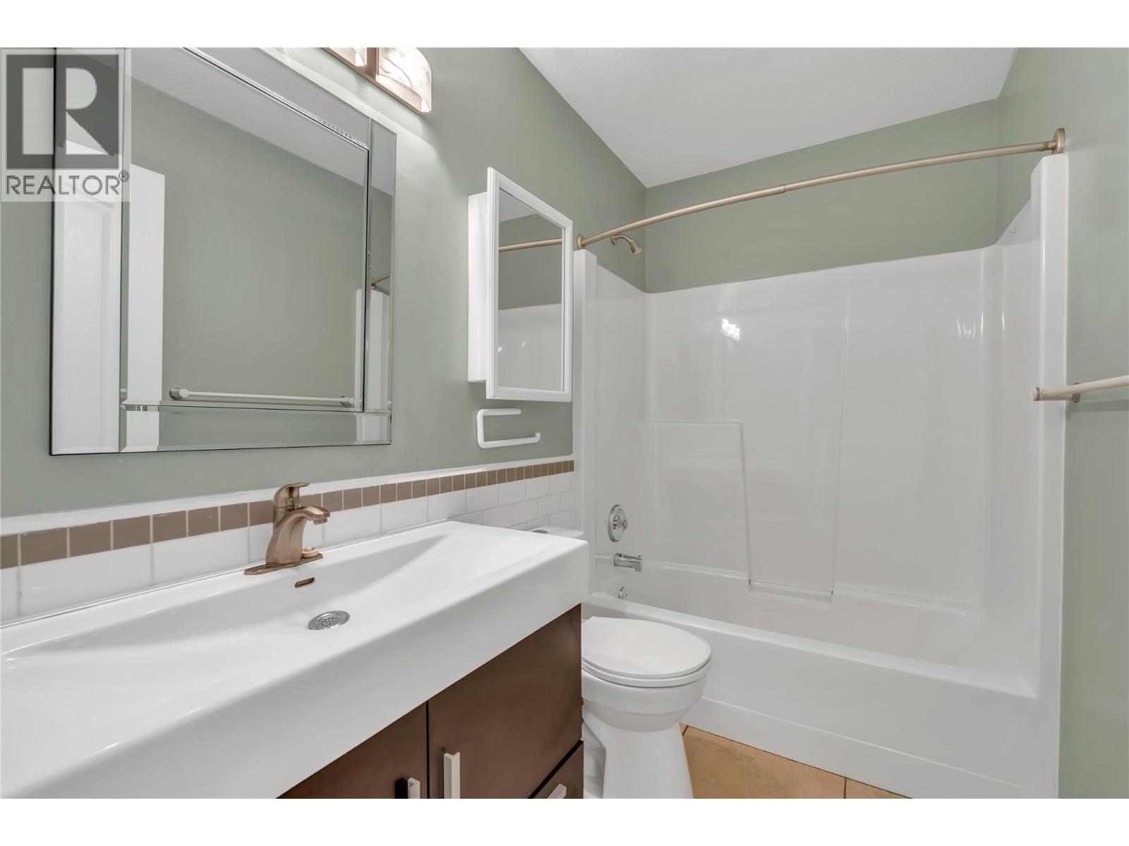448 Ridge Place, Penticton, British Columbia  V2A 8N7 - Photo 21 - 10403606