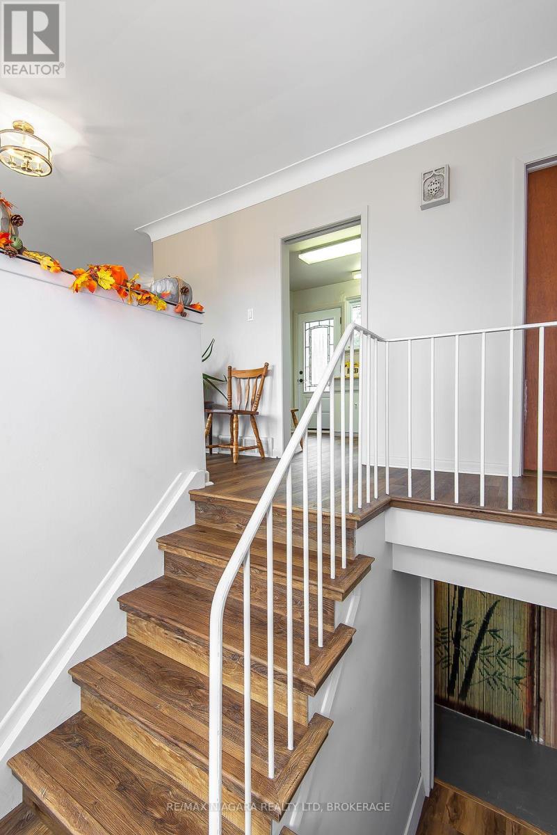 10 First Avenue, Port Colborne, Ontario  L3K 5N4 - Photo 11 - X14089112