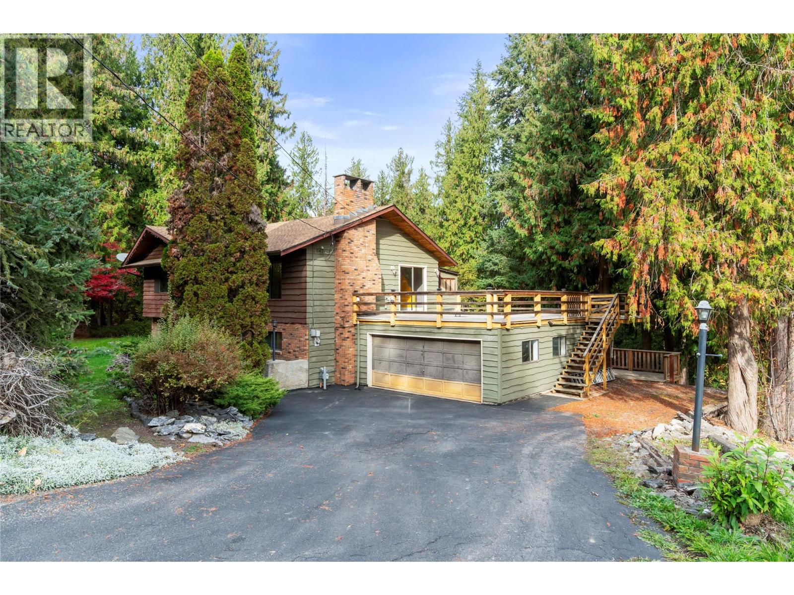 2455 Forest Drive