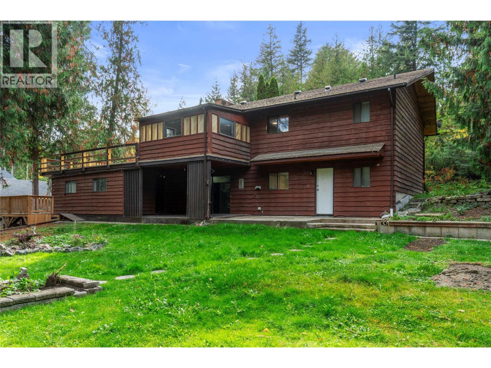 2455 Forest Drive