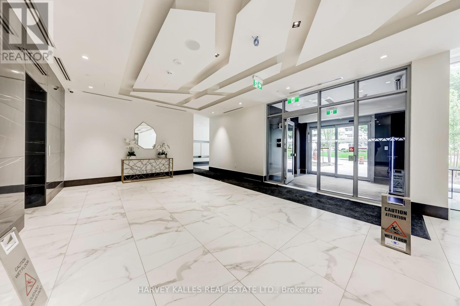 3415 - 50 Dunfield Avenue, Toronto, Ontario  M4S 0E4 - Photo 3 - C14089068