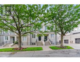 246 WALMER ROAD, Toronto, Ontario