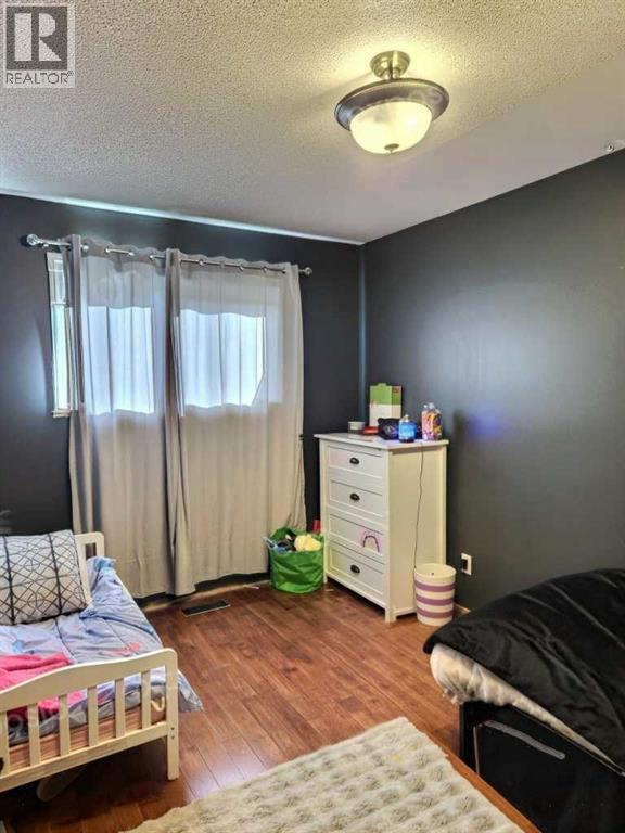 20 Mt Backus Place W, Lethbridge, Alberta  T1K 6P5 - Photo 9 - A2351785