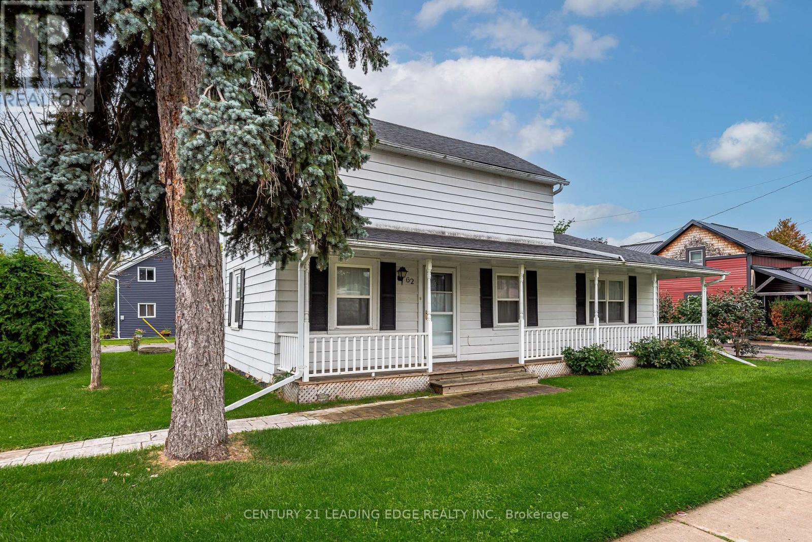 62 North Street, Georgina, Ontario  L0E 1R0 - Photo 1 - N14088958
