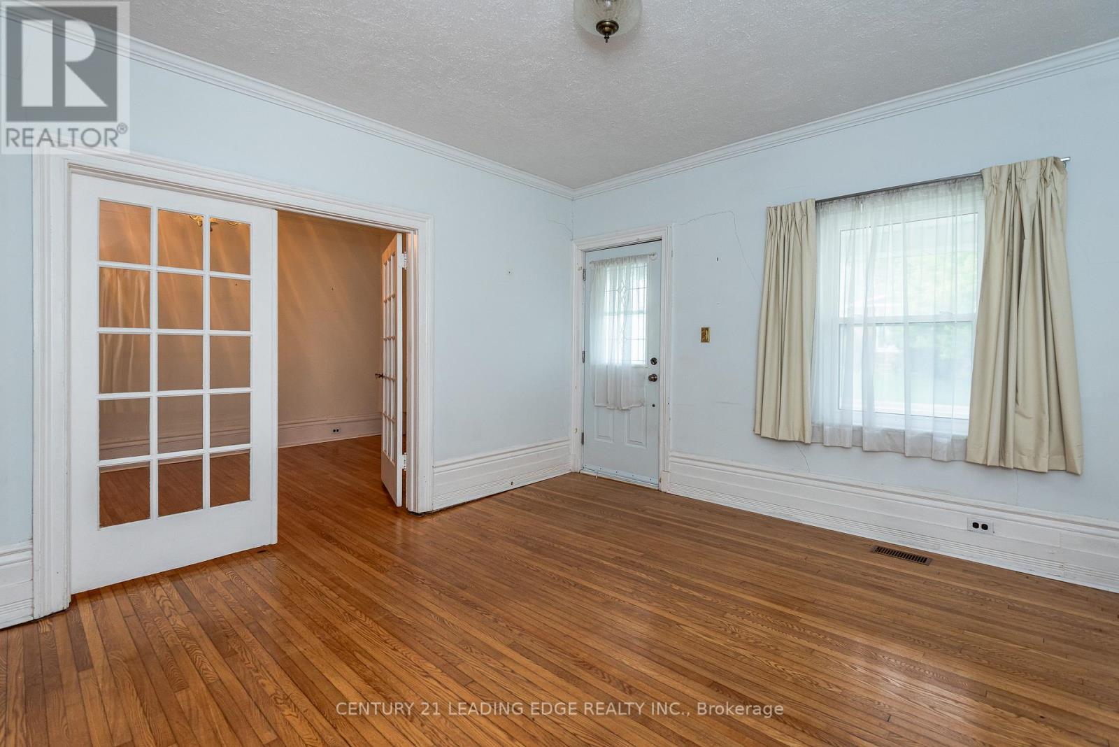 62 North Street, Georgina, Ontario  L0E 1R0 - Photo 4 - N14088958