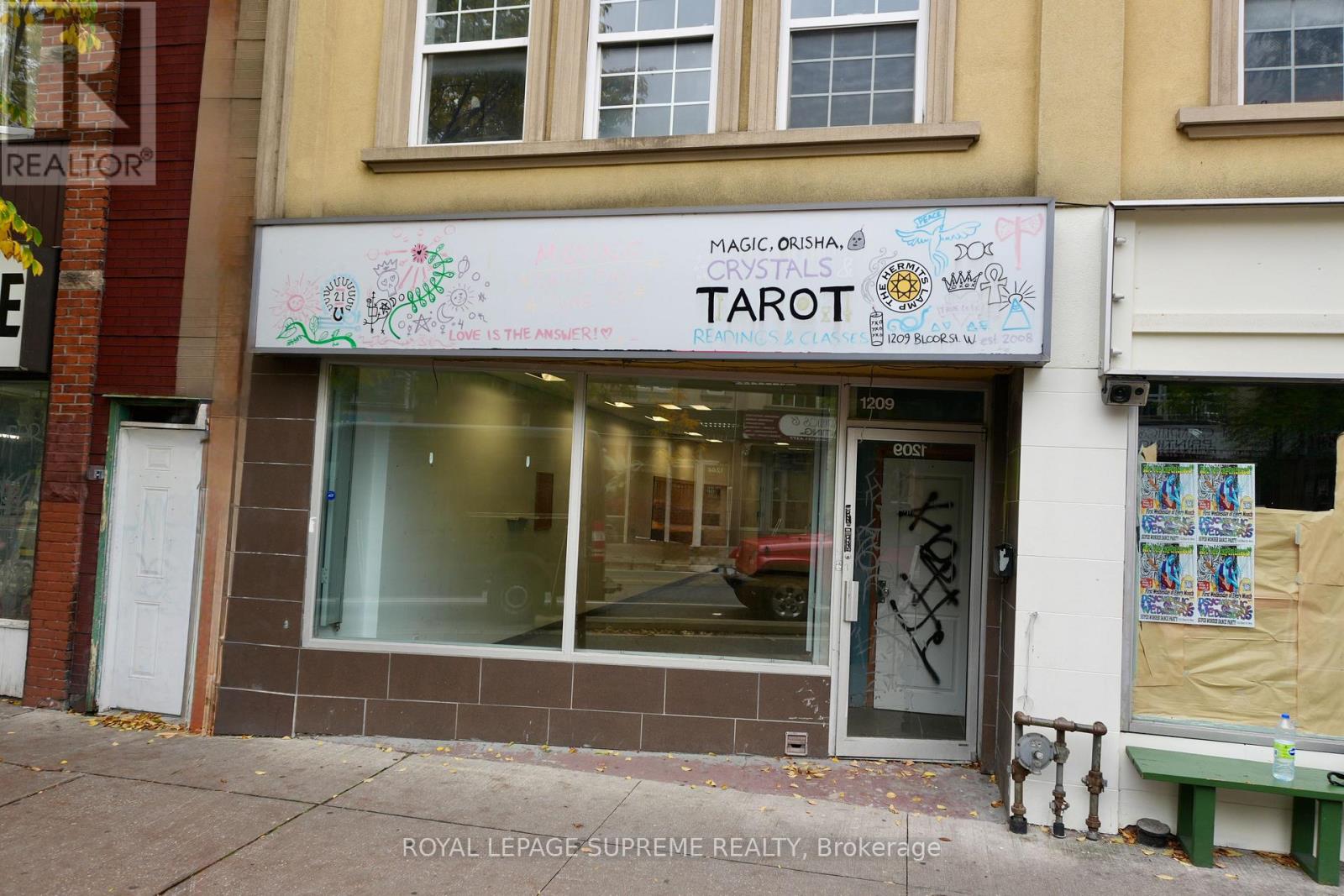 1209 BLOOR STREET W, Toronto, Ontario