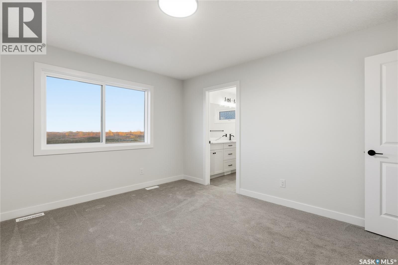 141 Emma Crescent, Martensville, Saskatchewan  S7V 2T1 - Photo 16 - SK051334