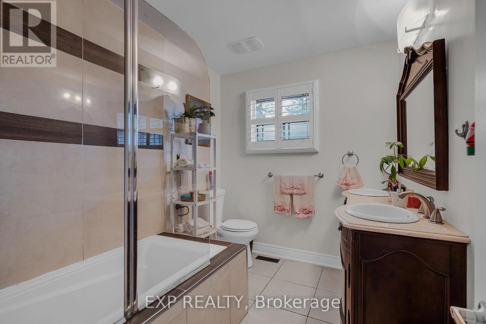 593a Scarlett Road N, Toronto, Ontario  M9P 2S6 - Photo 21 - W14086374