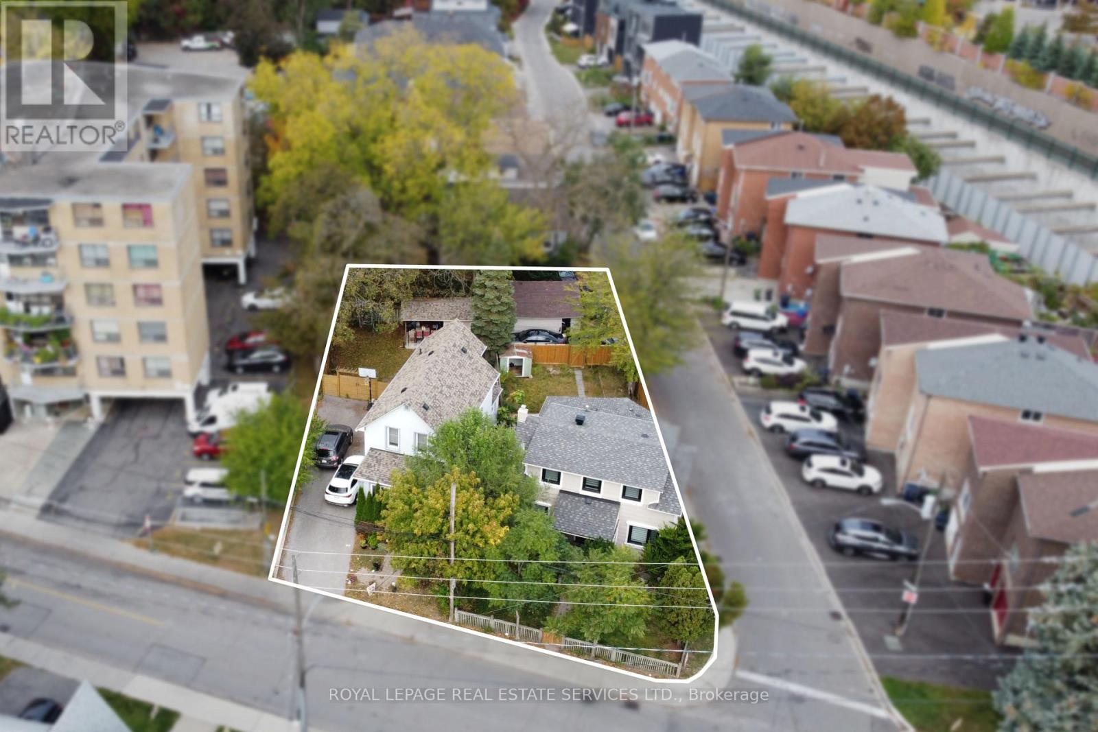 4 King George Road, Toronto, Ontario  M9N 2C1 - Photo 2 - W14034152