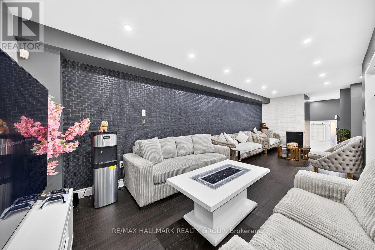 3155 Cabano Crescent, Mississauga, Ontario  L5M 0C5 - Photo 9 - W14084166